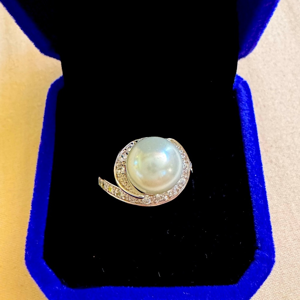 Faux Pearl Ring